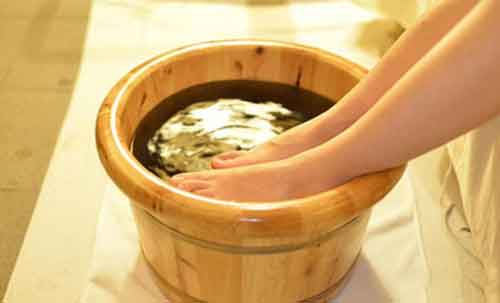 秘方大公開:你泡足浴可以放這些東西進(jìn)去 秘方大公開:你泡足浴可以放這些東西進(jìn)去