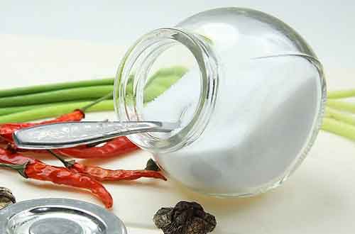 生活小知識(shí):衣服上的各種污漬清洗大法 生活小知識(shí):衣服上的各種污漬清洗大法