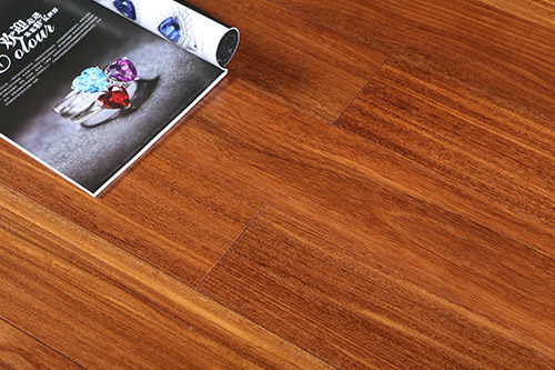 上臣地板東南亞系列實木地板東南亞雞翅木31-G-1測評 上臣地板東南亞系列實木地板東南亞雞翅木31-G-1測評