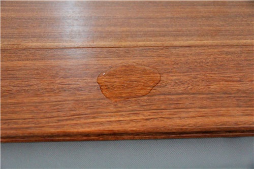 上臣地板東南亞系列實木地板東南亞雞翅木31-G-1測評 上臣地板東南亞系列實木地板東南亞雞翅木31-G-1測評