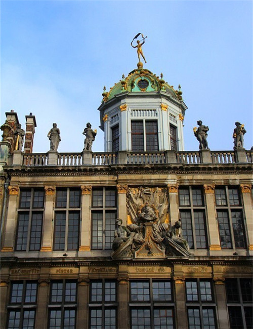 產(chǎn)品推薦:古典與時(shí)尚并存的魅力之城《布魯塞爾》 產(chǎn)品推薦:古典與時(shí)尚并存的魅力之城《布魯塞爾》