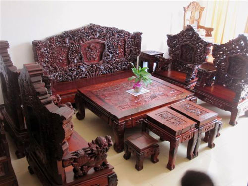 紅木家具市場依然藏貓膩 消費者需提高防范意識 紅木家具市場依然藏貓膩 消費者需提高防范意識