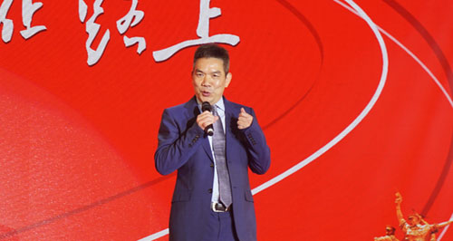 歐路莎董事長林華友:2017小目標(biāo)從千店計(jì)劃開始 歐路莎董事長林華友:2017小目標(biāo)從千店計(jì)劃開始