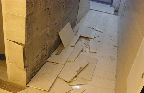 中國(guó)十大瓷磚品牌：處理瓷磚脫落的幾個(gè)技巧