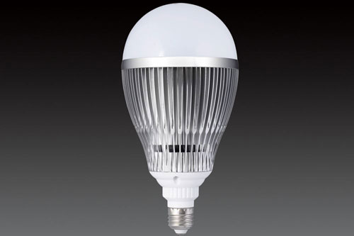 選擇LED球泡燈,價格跟品牌哪個更重要? 選擇LED球泡燈,價格跟品牌哪個更重要?