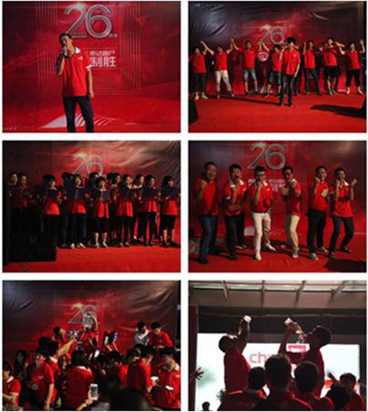 家人送祝福，超人廚衛26歲生日慶典