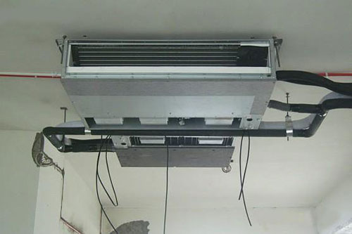 工廠保持環境恒溫離不開空調的幫助 工廠保持環境恒溫離不開空調的幫助