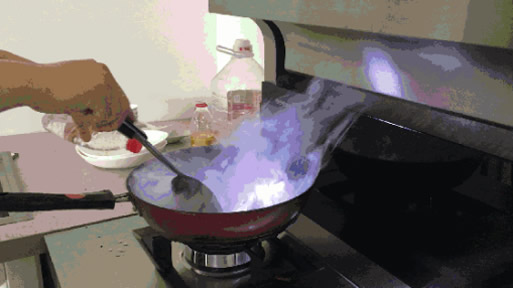 森歌A6集成灶系列：立體進風不跑煙！