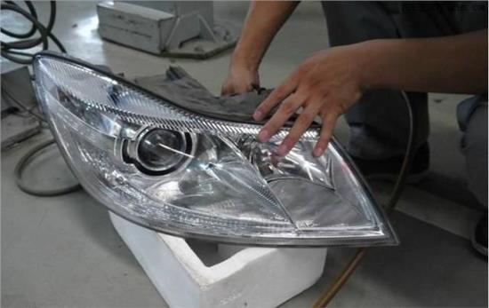 汽車(chē)照明保養(yǎng)技巧之五大注意點(diǎn) 汽車(chē)照明保養(yǎng)技巧之五大注意點(diǎn)