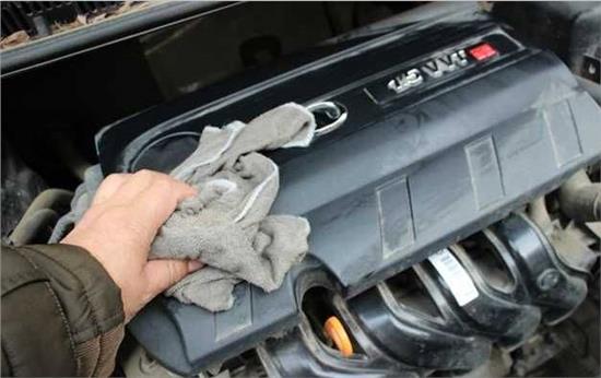 汽車(chē)照明保養(yǎng)技巧之五大注意點(diǎn) 汽車(chē)照明保養(yǎng)技巧之五大注意點(diǎn)