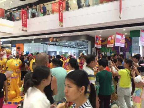 萬(wàn)達(dá)牽手雅迪,業(yè)界大佬強(qiáng)強(qiáng)聯(lián)手! 萬(wàn)達(dá)牽手雅迪,業(yè)界大佬強(qiáng)強(qiáng)聯(lián)手!