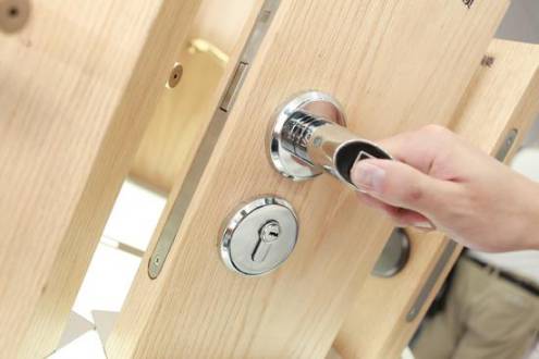 名門靜音再次斬獲“中國十大家居安全鎖具創新品牌”稱號 名門靜音再次斬獲“中國十大家居安全鎖具創新品牌”稱號