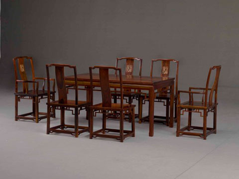 紅木家具企業做好市場即是做好“勢場” 紅木家具企業做好市場即是做好“勢場”