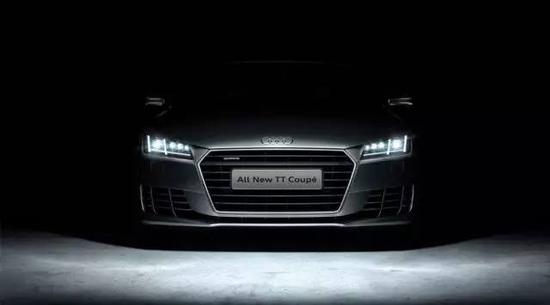 汽車照明知識講解之隱藏在行駛中的“燈語” 汽車照明知識講解之隱藏在行駛中的“燈語”