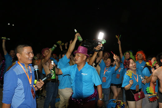 崛起 — 在創(chuàng)新中聚“勢(shì)”而行，完美收官