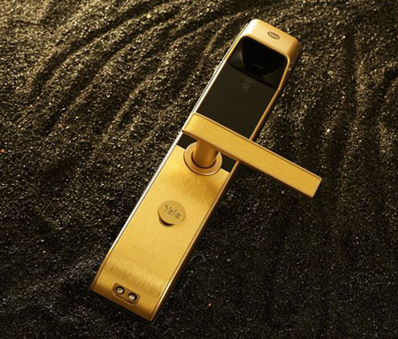 在看不見的地方用心打磨 成就耶魯百年經典品牌! 在看不見的地方用心打磨 成就耶魯百年經典品牌!