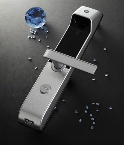 在看不見的地方用心打磨 成就耶魯百年經典品牌! 在看不見的地方用心打磨 成就耶魯百年經典品牌!