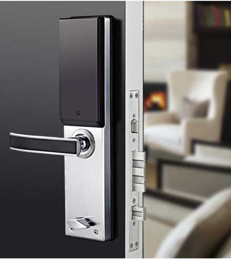 “暴力開啟”向你家的鎖具發起沖擊,能否頂得住? “暴力開啟”向你家的鎖具發起沖擊,能否頂得住?