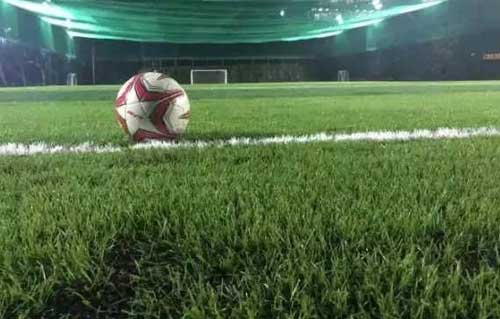 十大人工草坪廠家為你講解如何避免球場(chǎng)踢球“副作用” 十大人工草坪廠家為你講解如何避免球場(chǎng)踢球“副作用”