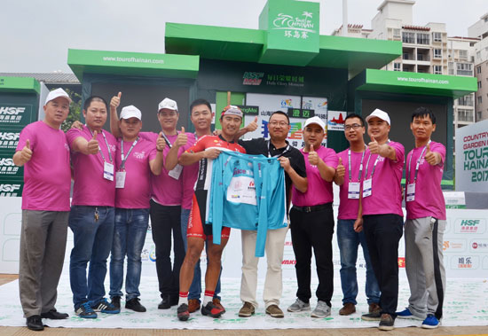 中國(guó)新星柳建鵬冉冉上升 雅麗詩(shī)精品廚電競(jìng)速前行 中國(guó)新星柳建鵬冉冉上升 雅麗詩(shī)精品廚電競(jìng)速前行