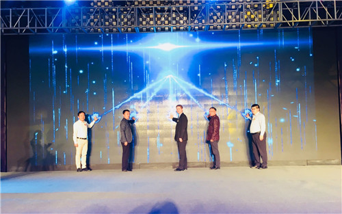 羅格朗LCS3布線系統發布會在南京隆重舉行! 羅格朗LCS3布線系統發布會在南京隆重舉行!