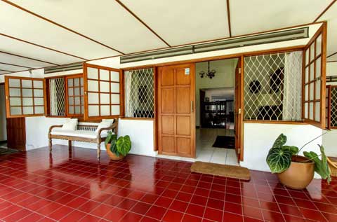 門窗企業需致力服務 服務方是制勝法寶 門窗企業需致力服務 服務方是制勝法寶