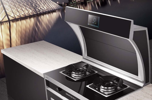 社會在發(fā)展，集成灶是傳統(tǒng)油煙機最好的更新?lián)Q代產品