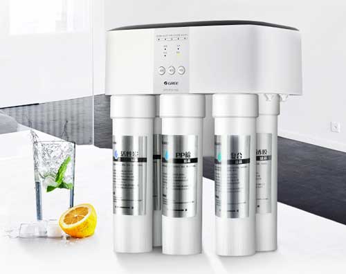 凈水器企業(yè)要在市場中搶占一隅之地，需加強(qiáng)服務(wù)建設(shè)