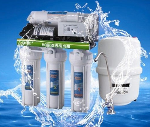 凈水器加盟企業面對發展需學會思考求生存 凈水器加盟企業面對發展需學會思考求生存