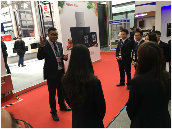 光彩奪目 年代廚電亮相中國(guó)(順德)家電博覽會(huì) 光彩奪目 年代廚電亮相中國(guó)(順德)家電博覽會(huì)