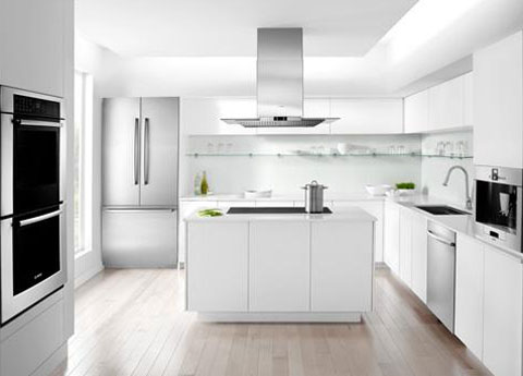 全鋁家居廠家需端正心態(tài)堅守實體店大本營