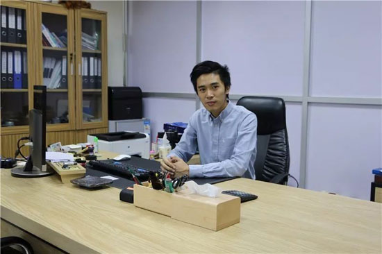 壁掛爐配件廠家粵風(fēng)：工匠精神離不開真誠服務(wù)