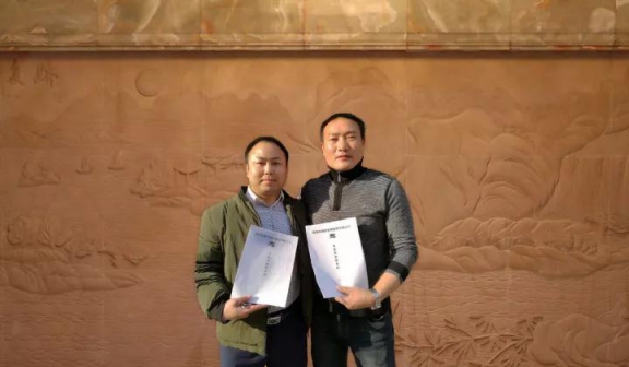 萬象板材品牌又添新成員——岳陽、張家界等地多位加盟商正式簽約 萬象板材品牌又添新成員——岳陽、張家界等地多位加盟商正式簽約