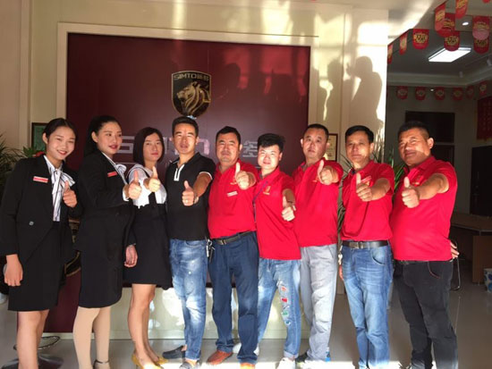 重溫:新多高端別墅門河南新蔡旗艦店盛大開業 重溫:新多高端別墅門河南新蔡旗艦店盛大開業