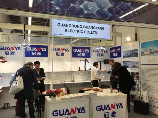 燈飾品牌大事|冠雅臺燈設計實力亮相法蘭克福展 燈飾品牌大事|冠雅臺燈設計實力亮相法蘭克福展