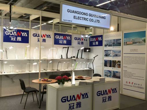 燈飾品牌大事|冠雅臺燈設計實力亮相法蘭克福展 燈飾品牌大事|冠雅臺燈設計實力亮相法蘭克福展