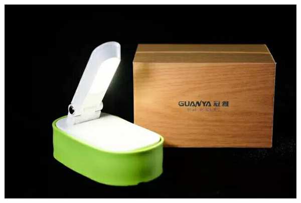 LED品牌產(chǎn)品|給大家介紹下拿獎(jiǎng)拿到手軟的冠雅網(wǎng)紅LA-G408