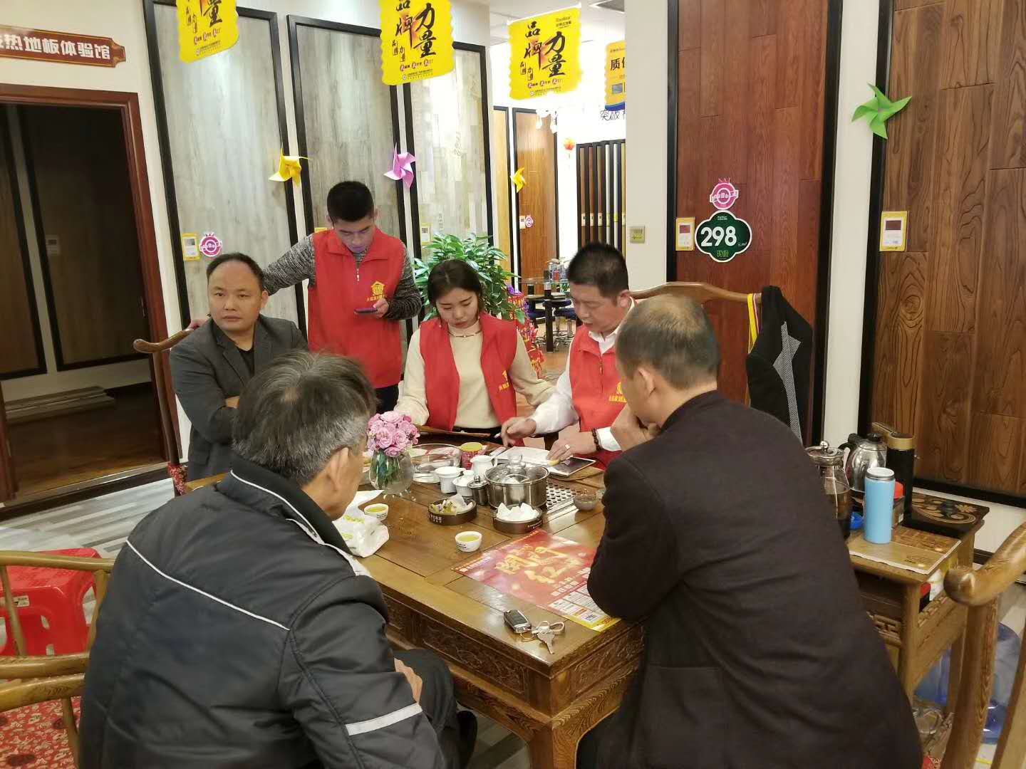 品牌日記|榮事達地板優秀品質征服消費者,多地捷報頻傳 品牌日記|榮事達地板優秀品質征服消費者,多地捷報頻傳