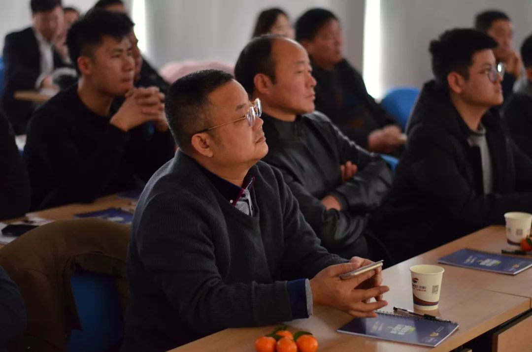 品牌大事|共創未來 2018巨峰板材優秀經銷商戰略研討會 品牌大事|共創未來 2018巨峰板材優秀經銷商戰略研討會