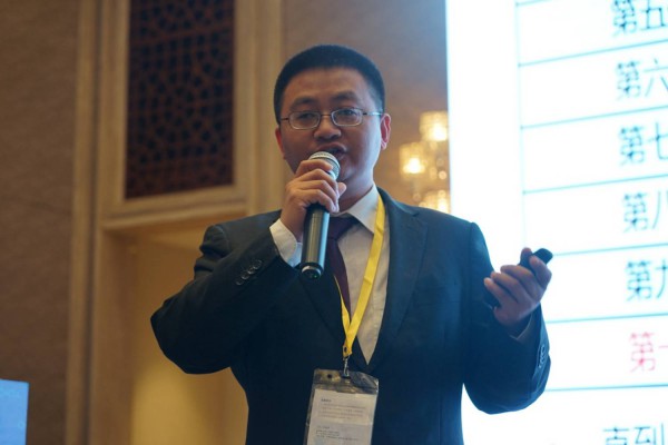 胡中源副總經理