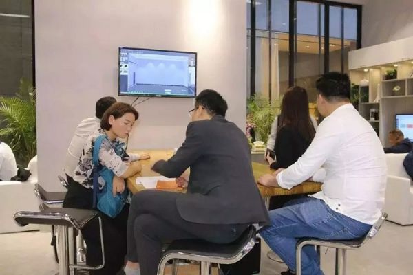 品牌大事|晾媽智能晾衣架亮相家具展，黑科技燃動廣州