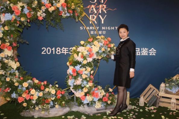 品牌人物|藍色星空代應坤解析輕奢燈飾真諦 品牌人物|藍色星空代應坤解析輕奢燈飾真諦