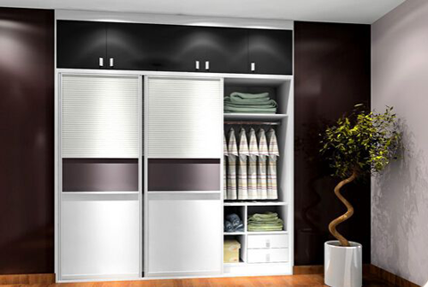 急于求成引矛盾 產(chǎn)品創(chuàng)新缺失成定制衣柜企業(yè)通病 急于求成引矛盾 產(chǎn)品創(chuàng)新缺失成定制衣柜企業(yè)通病