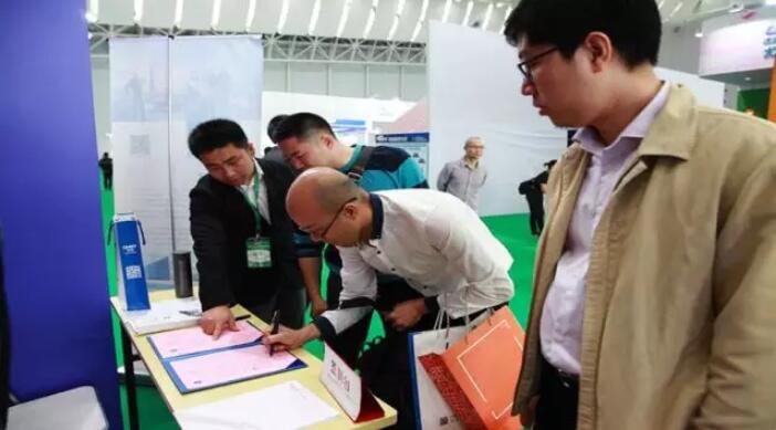 品牌大事|最美正泰藍，驚艷佛山展