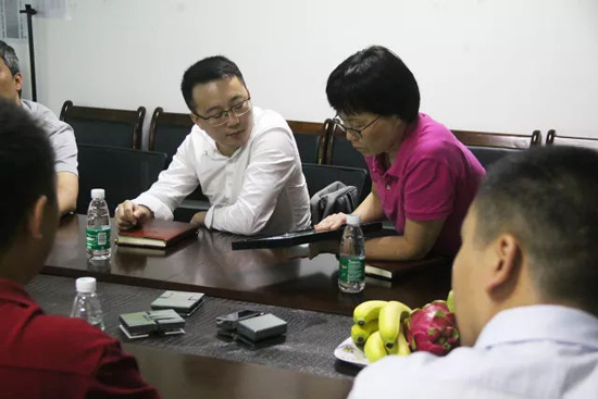 品牌日記|金地集團(tuán)領(lǐng)導(dǎo)一行蒞臨優(yōu)普淋浴房考察 品牌日記|金地集團(tuán)領(lǐng)導(dǎo)一行蒞臨優(yōu)普淋浴房考察