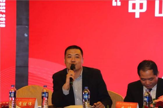 “中山航儀”杯第五屆中國壁掛爐行業總工論壇成功召開 “中山航儀”杯第五屆中國壁掛爐行業總工論壇成功召開