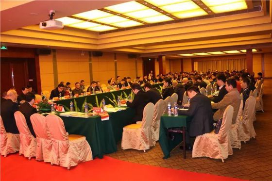 “中山航儀”杯第五屆中國壁掛爐行業總工論壇成功召開 “中山航儀”杯第五屆中國壁掛爐行業總工論壇成功召開