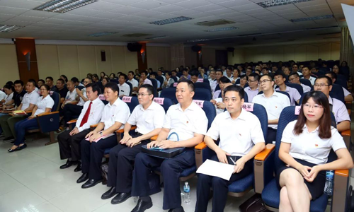 志高黨委攜手農行里水支行黨組織簽訂共建協議并上黨課 志高黨委攜手農行里水支行黨組織簽訂共建協議并上黨課