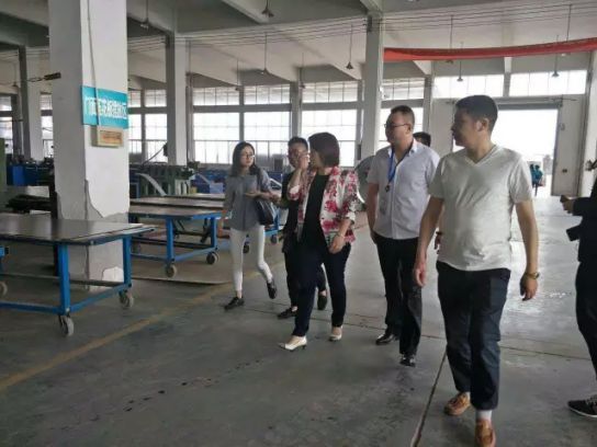 品牌日記|碧桂園集團(tuán)副總楊麗興女士蒞臨九重門業(yè)考察指導(dǎo) 品牌日記|碧桂園集團(tuán)副總楊麗興女士蒞臨九重門業(yè)考察指導(dǎo)