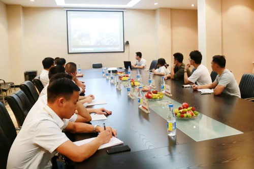 恒大集團(tuán)蒞臨群升門業(yè)考察,對(duì)新型避難間防火門予以肯定 恒大集團(tuán)蒞臨群升門業(yè)考察,對(duì)新型避難間防火門予以肯定